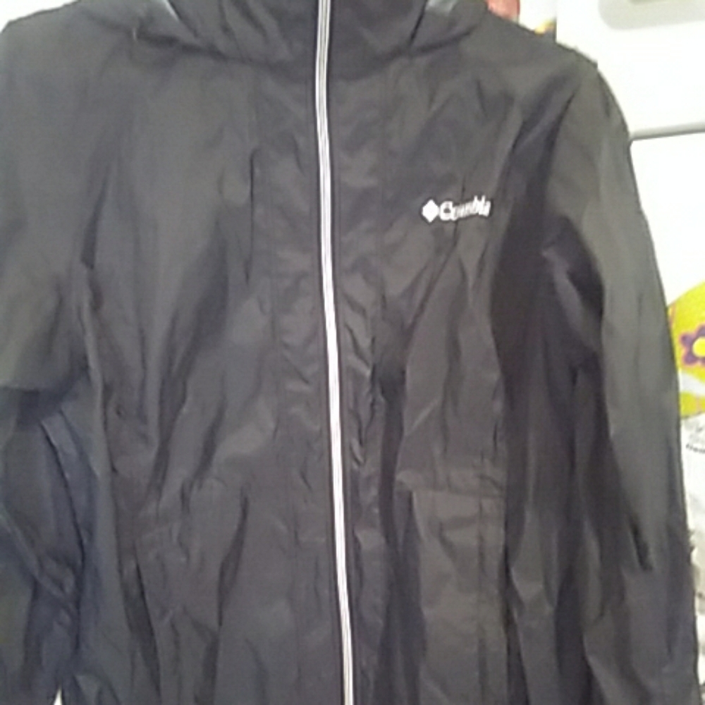 Columbia waterproof windbreaker